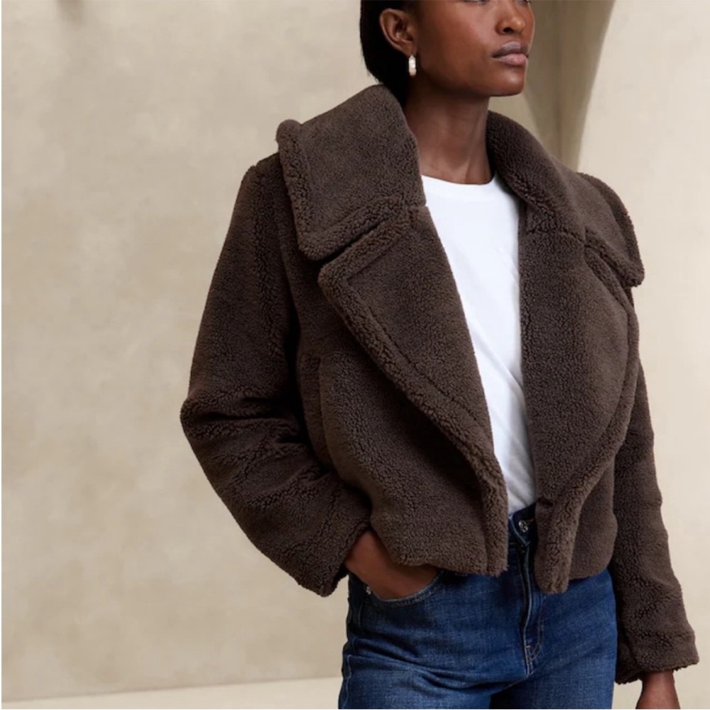🎉HOST PICK🎉 NWT Banana Republic Cropped Teddy Jacket - XS Petite